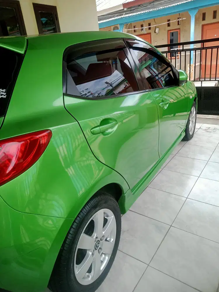 Mazda 2 2010 Bensin