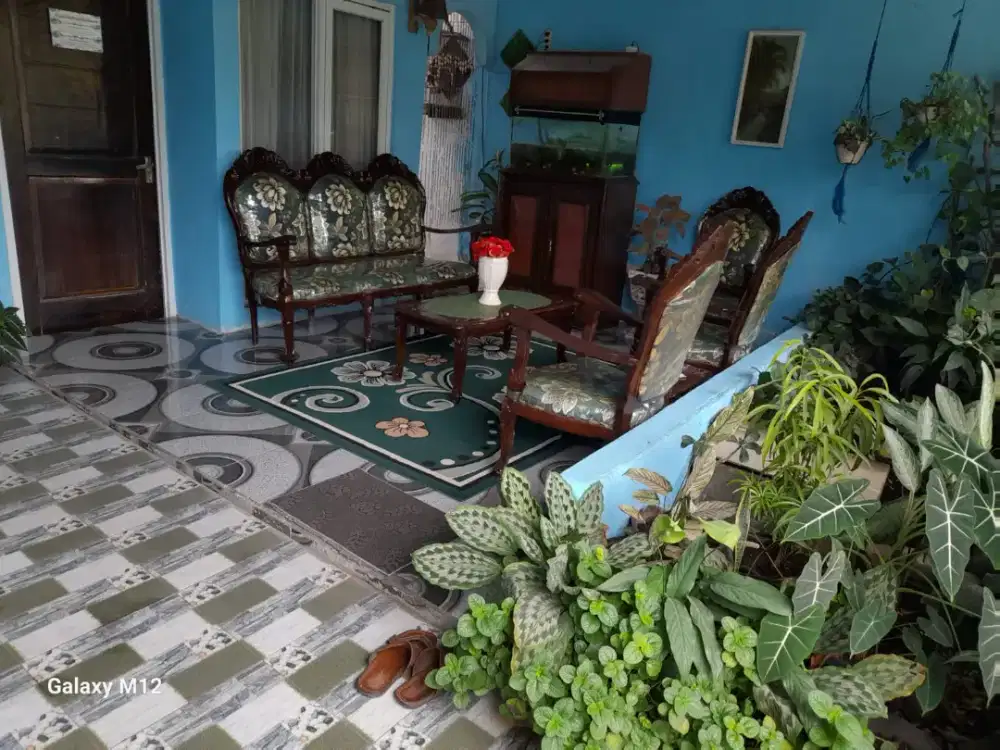 Jual rumah di jalan utama permata Padalarang
