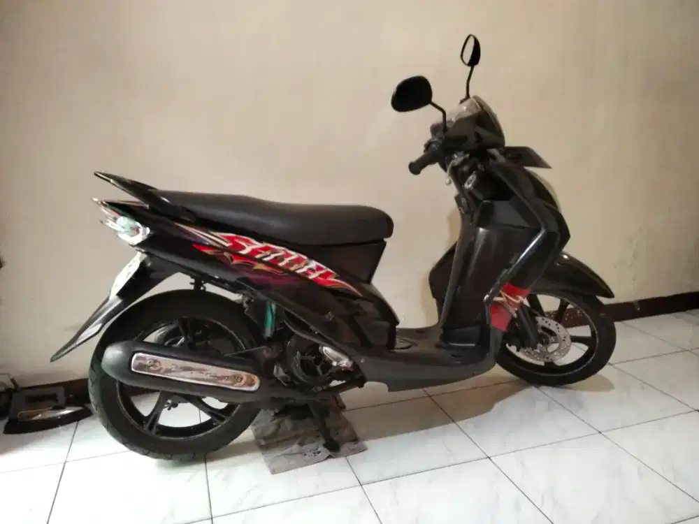 Yamaha Mio soul 2009 warna hitam