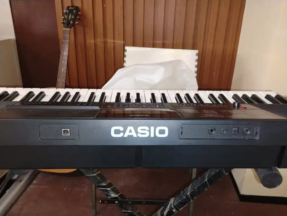 Digital Keyboard Casio CT - X700