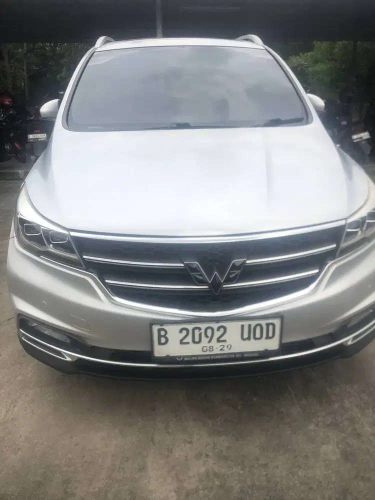 Jual Wuling Cortez 2018 Lux 1.8 Amt
