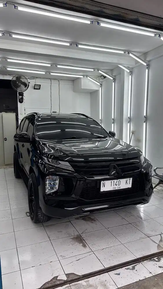 Jual cepat pajero 2023 hitam