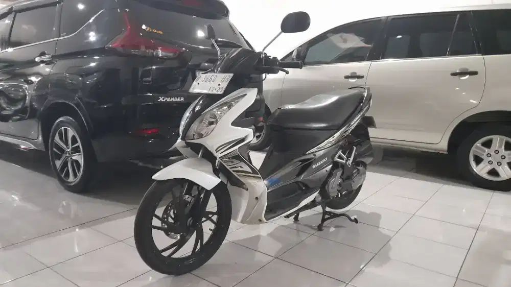Suzuki Skywave 125c 2009 | 2010 putih (km.low) Bisa Tuker Tambah