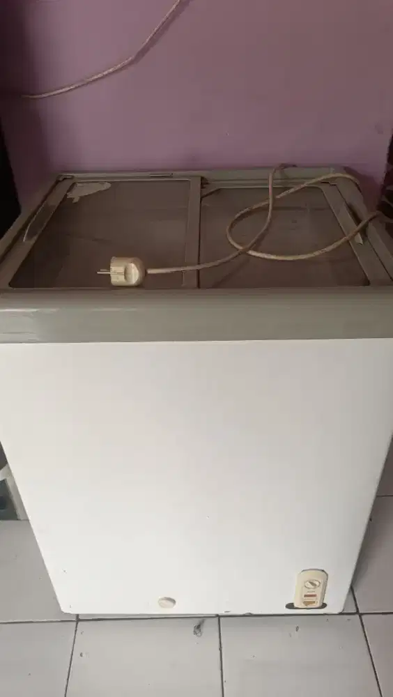 vreezer kulkas usaha