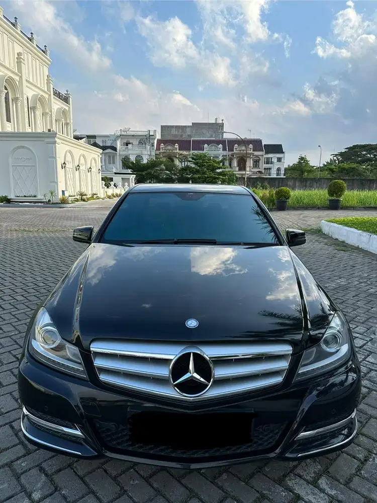 KM ANTIK 22.XXX‼️Rare Item❗️Mercedes Benz 1.8 AVANTGARDE A/T FACELIFT