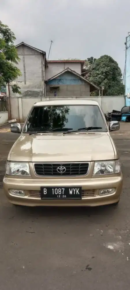 KIJANG LGX 2.O AT Th 2002