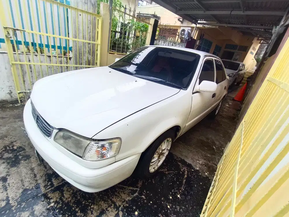 Toyota Corolla 2001 Bensin
