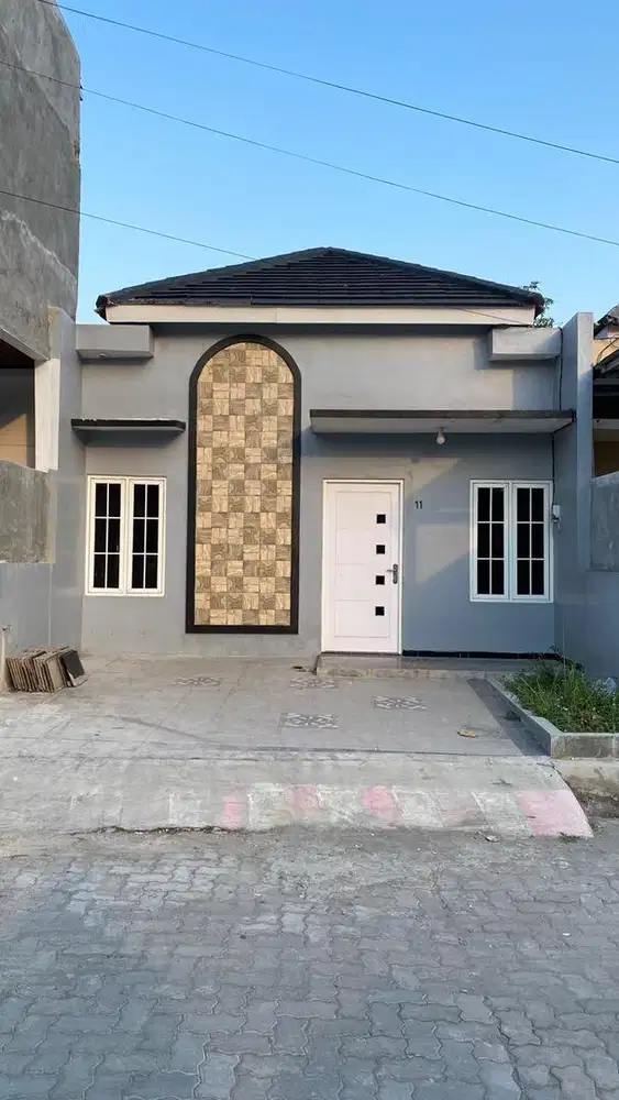 RUMAH BARU SIAP HUNI TAMAN PEDURUNGAN TENGAH