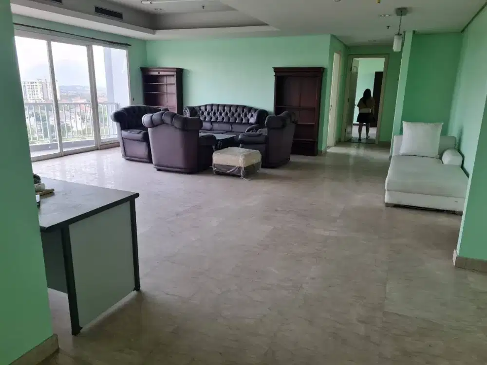 Disewakan Apartement Adhiwangsa 3BR / 3KT Full AC Semi Furnish Lt10