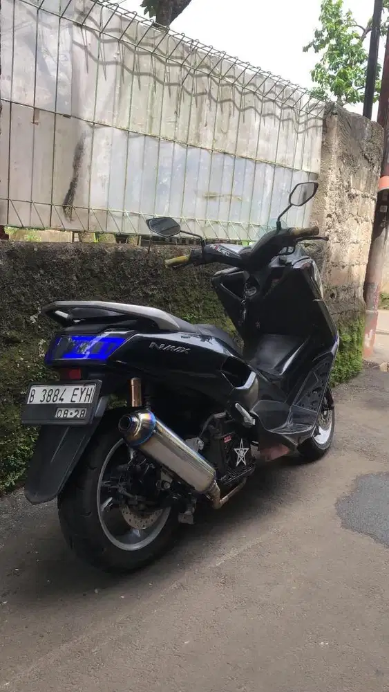 NMAX OLD 2016 HITAM
