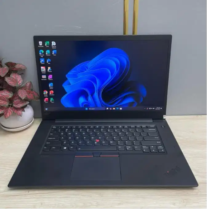 LAPTOP LENOVO THINKPAD P1 G2 XEON BERGARANSI DL-ETM