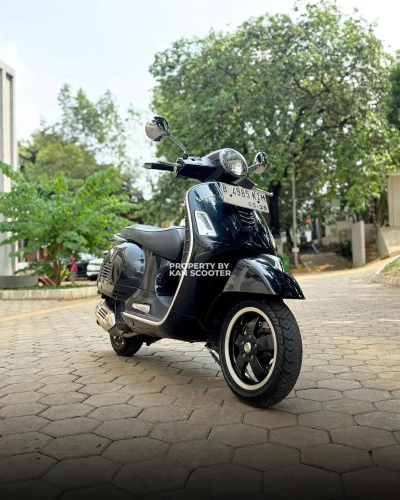 VESPA GTS 150 4V iGET ABS 2018 BERGARANSI