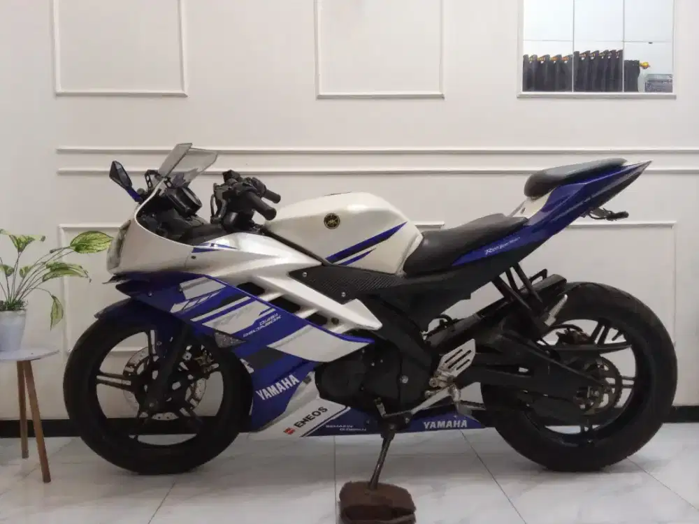 Yamaha r 15 2014