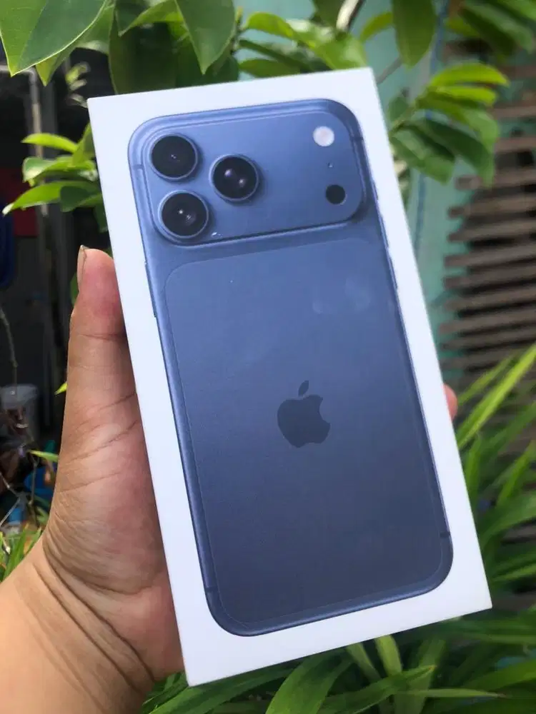 Iphone 17 promax 256  dep blue ibox