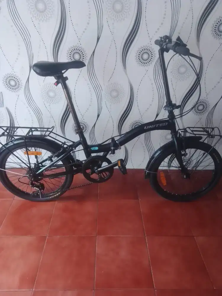 Sepeda lipat united stylo
