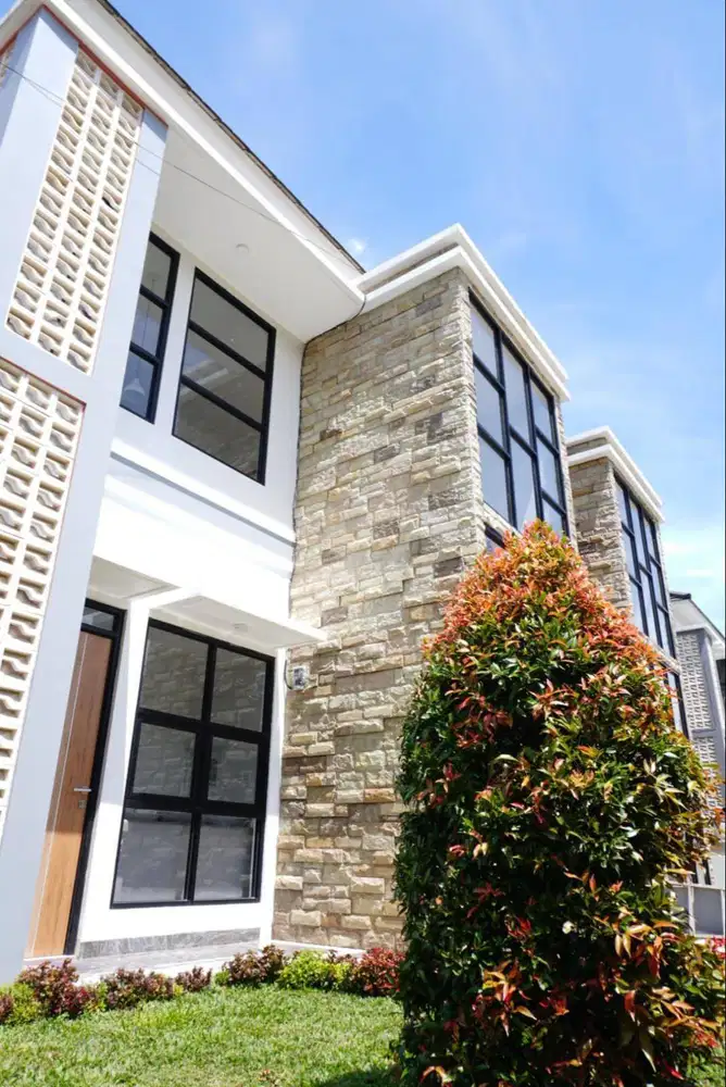 Dijual Villa Cantik Siap Huni di Manoko Bandung