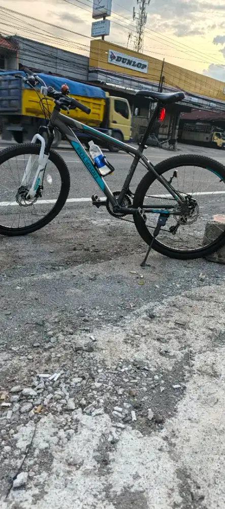 Sepedah MTB Polygon monrec 5
