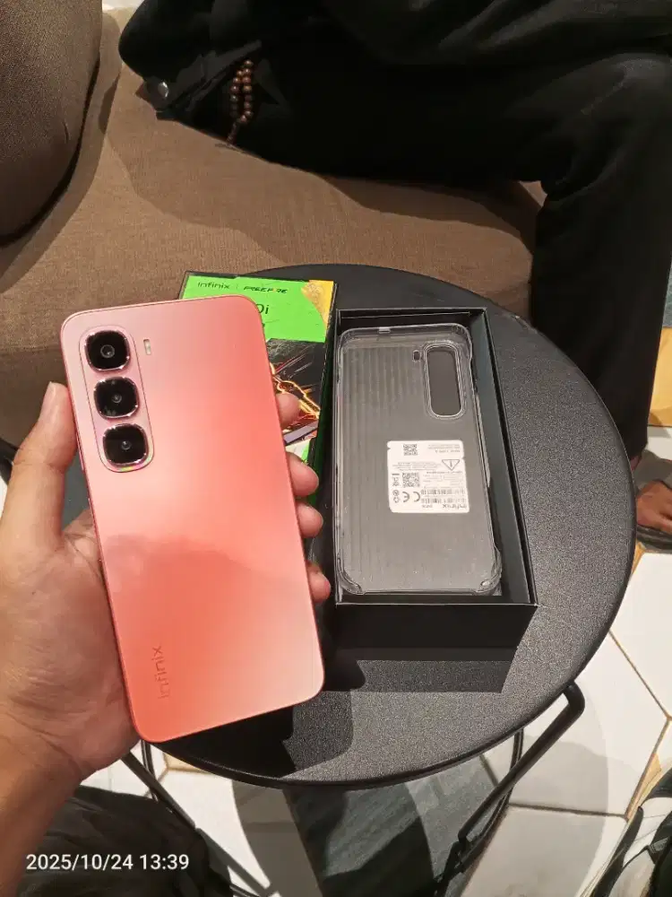infinik hot 60i ram 6/128gb