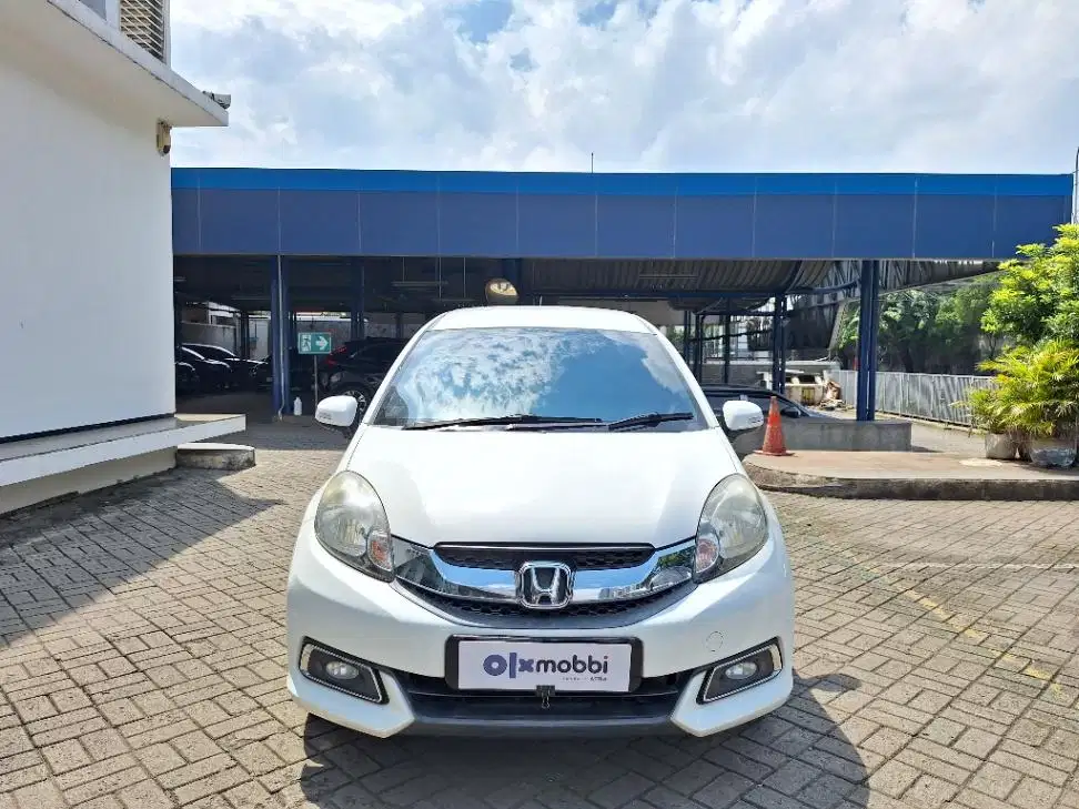 DP MURAH Honda Mobilio 1.5 E Prestige Bensin-AT 2014 Putih CCBCB