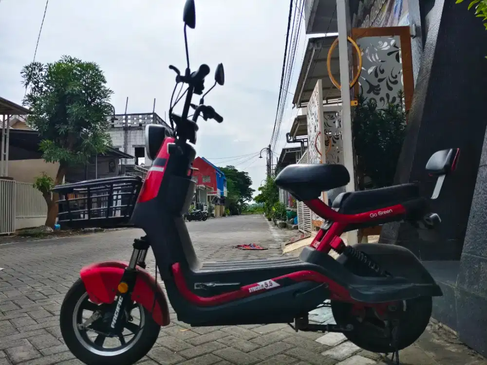 dijual sepeda listrik Pacific kondisi 90% siap di pakai
