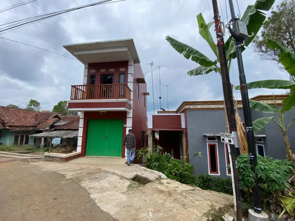 Rumah 2 Lt dan Toko Daerah Sejuk Bojong Purwakarta Dijual Murah
