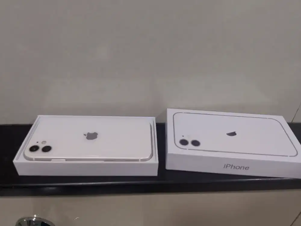 Iphone 11 128gb cukup murmer