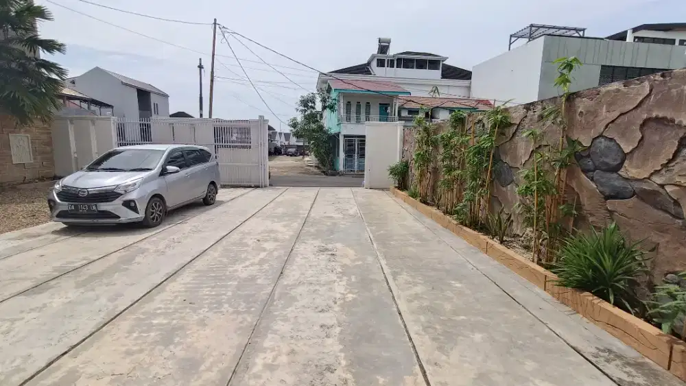 Rumah 2 lantai sangat luas dan sangat mewah
