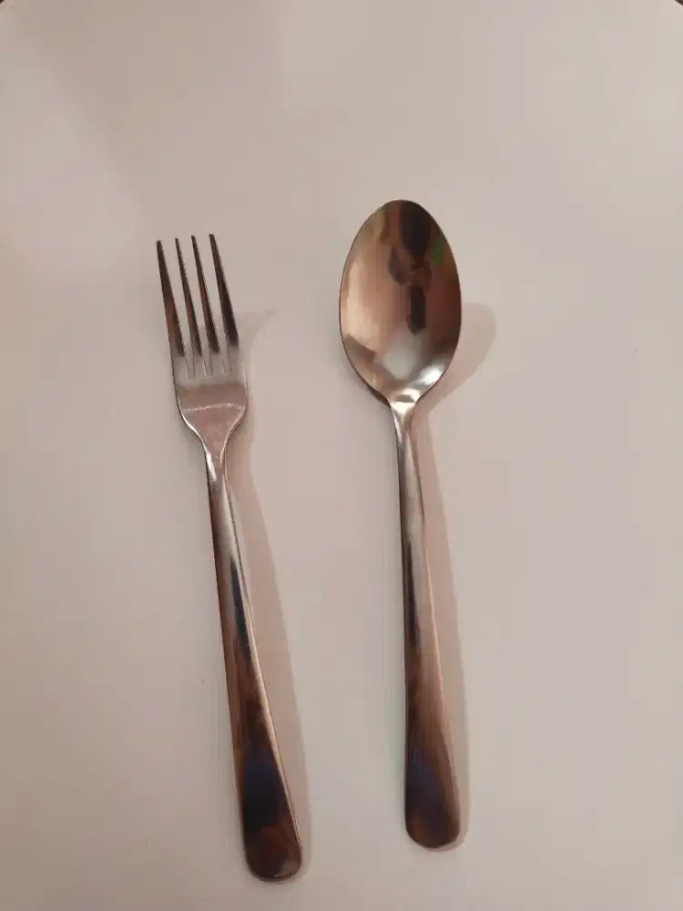 Sendok makan stainless steel