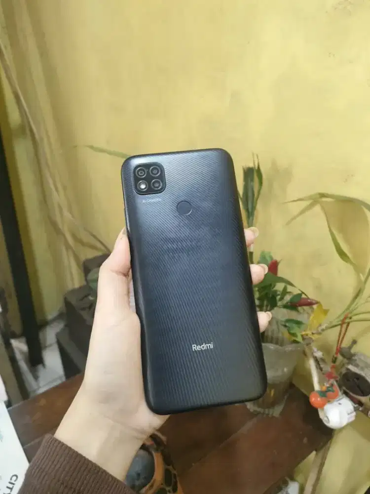 Hp casan : Redmi 9C 3/32 5000 mah