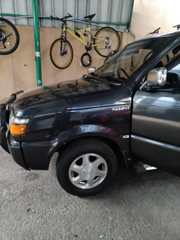 Toyota Kijang kapsul LGX 1997 Manual Mulus 1 Tangan
