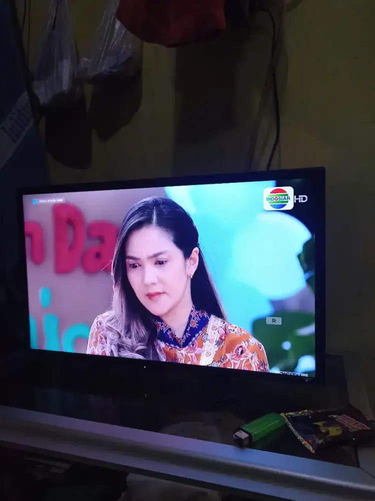 Tv Digital Sharp 24 Inch No minus pemakaian baru 4 bulan