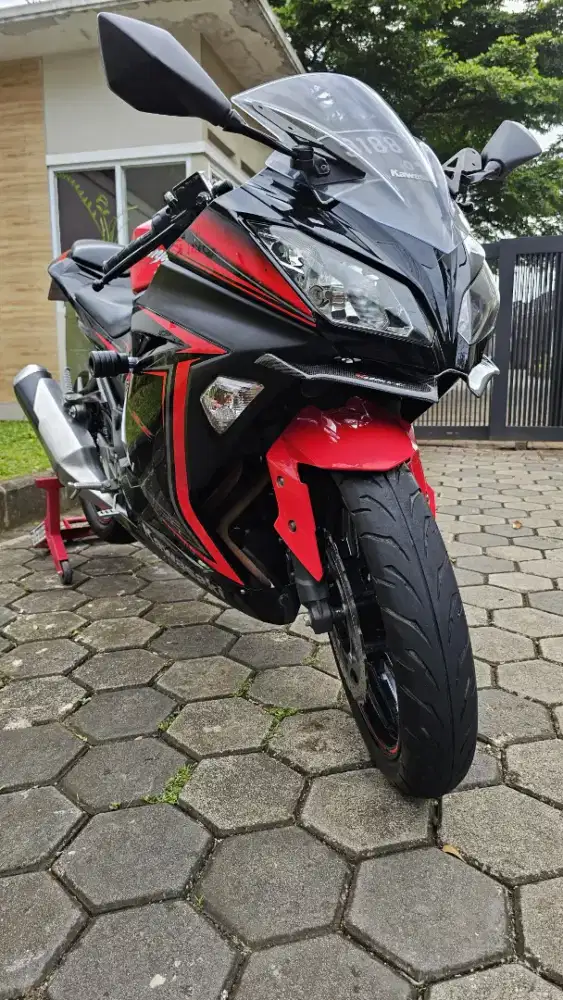 Ninja Fi 250 SE 2015 b Jaksel pajak panjang 05-2026 km rendah