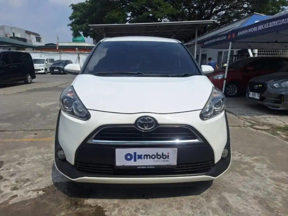 DP MURAH Toyota Sienta 1.5 V Bensin-AT 2017 CUFKB