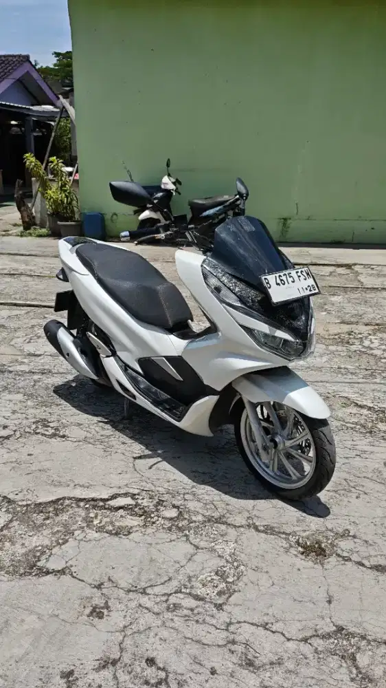 (for sale) Honda PCX CBS 150cc 2018