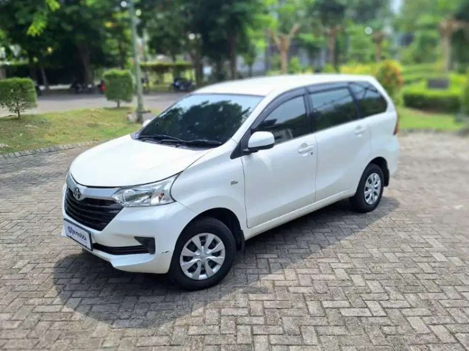 TOYOTA AVANZA 1.3 E BENSIN MATIC 2017