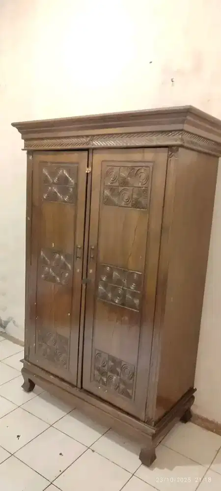 Lemari Ukur Jati 2 Pintu