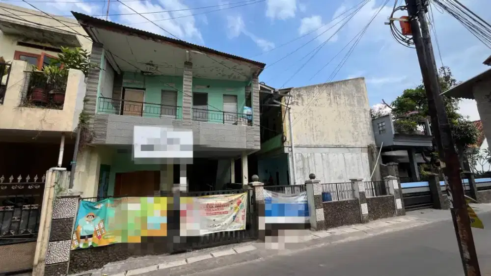 MURAH !! Di jual Rumah kost + sekolah paud LT 210/350 di Ujungberung