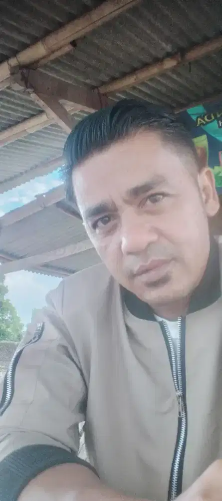 Saya mencari pekerjaan supir pribadi
