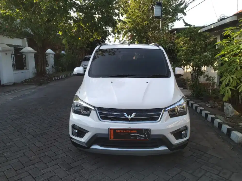 Wuling Confero S 2019 1.5 MT / Manual  C lux Bensin