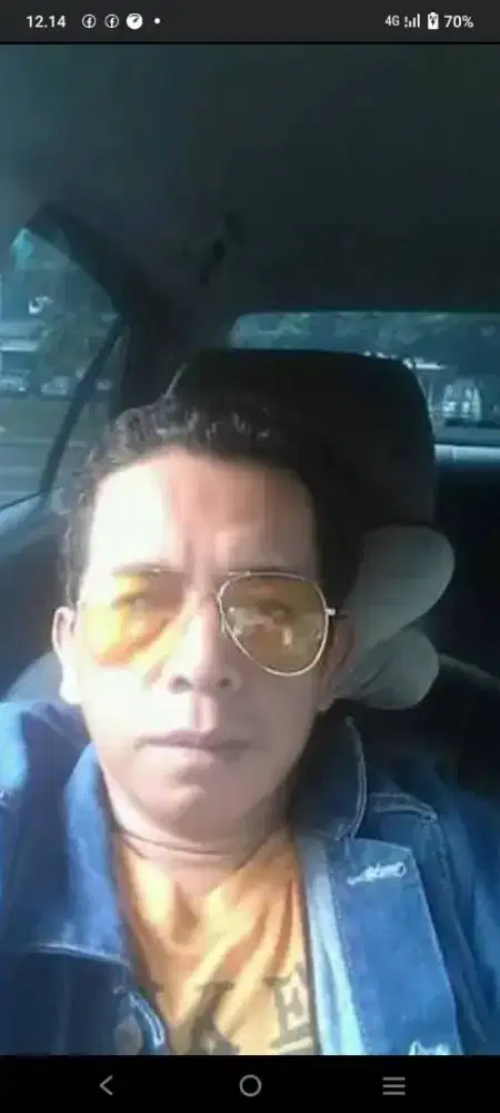 Saya sedang mencari pekerjaan sopir