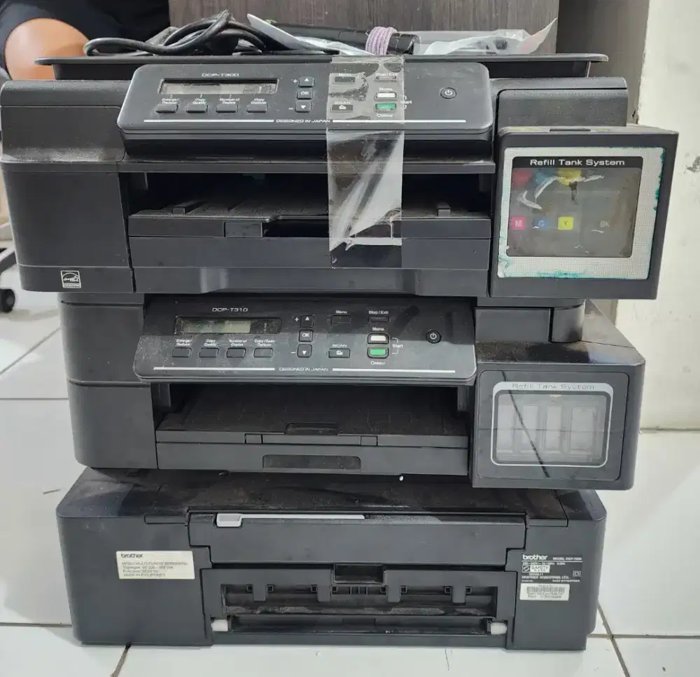 Printer , jual sudah tidak terpakai , harga silahkan nego saja ada 3