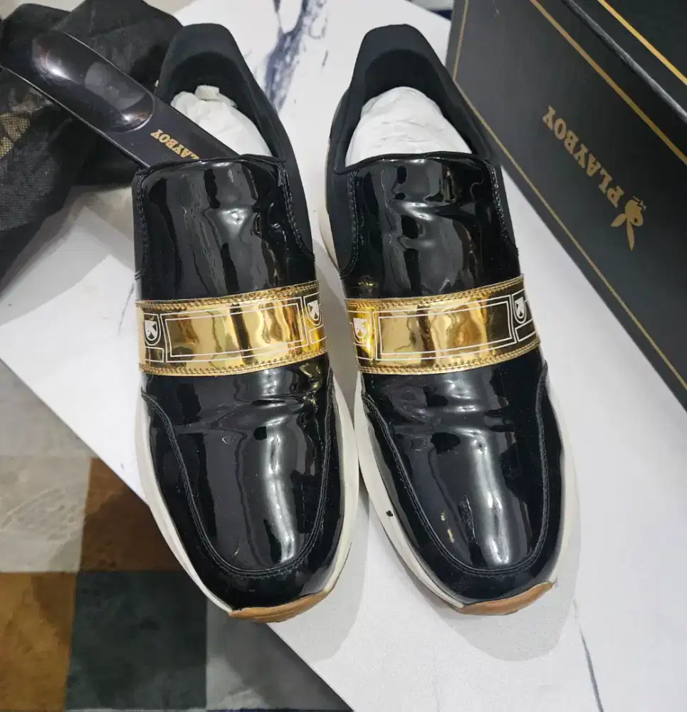Sepatu Playboy Pria