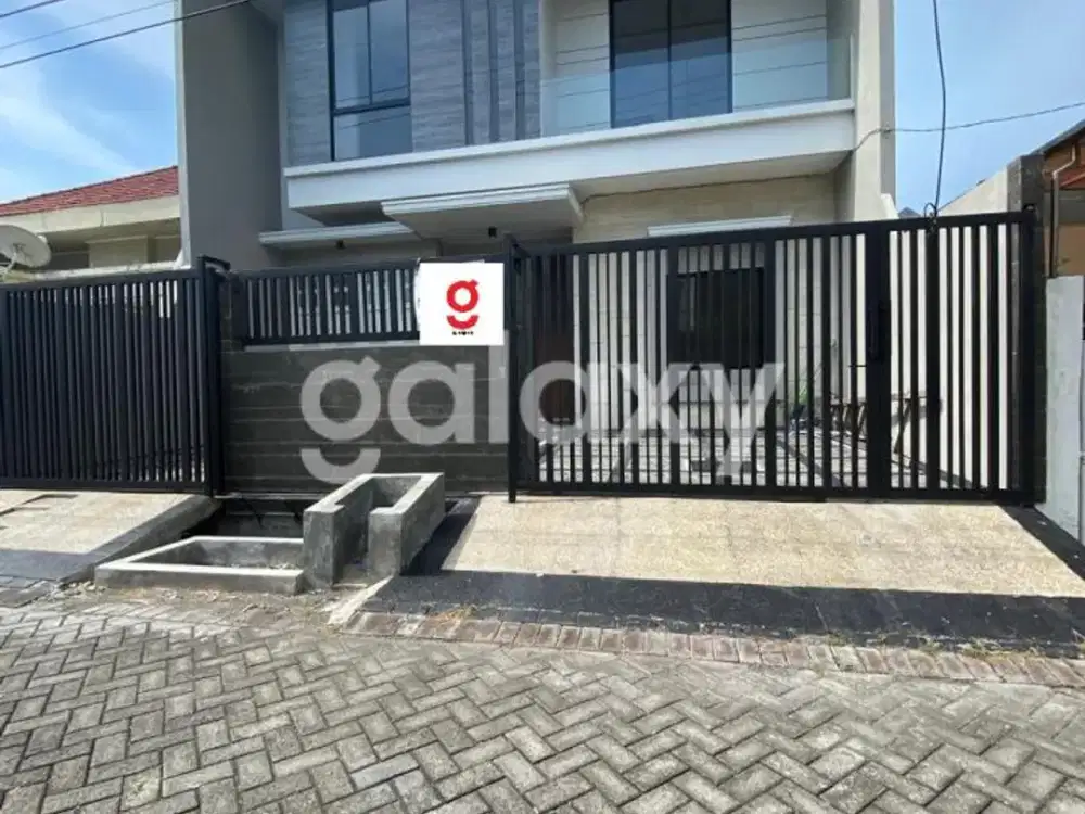 Rumah Manyar Kertoadi Bangunan Baru Gress