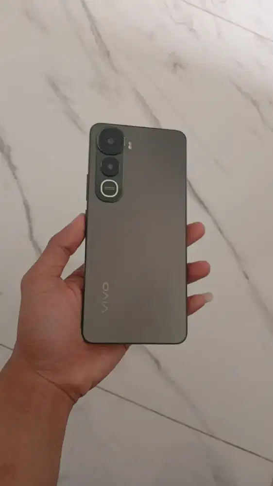 Jual Vivo Y400 8/256gb