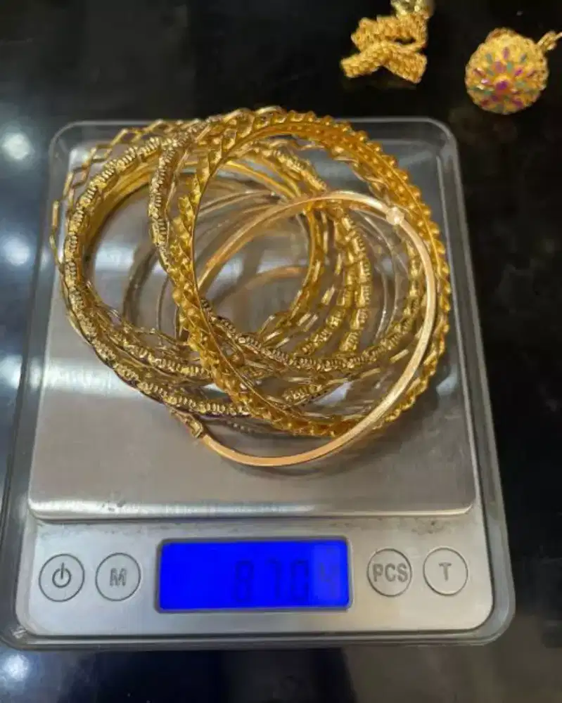 Terima jual beli emas