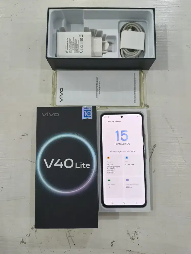 Dijual Vivo V40Lite (8+8/256 GB) Fullset.Silver. Ori 100% . No bOngkar