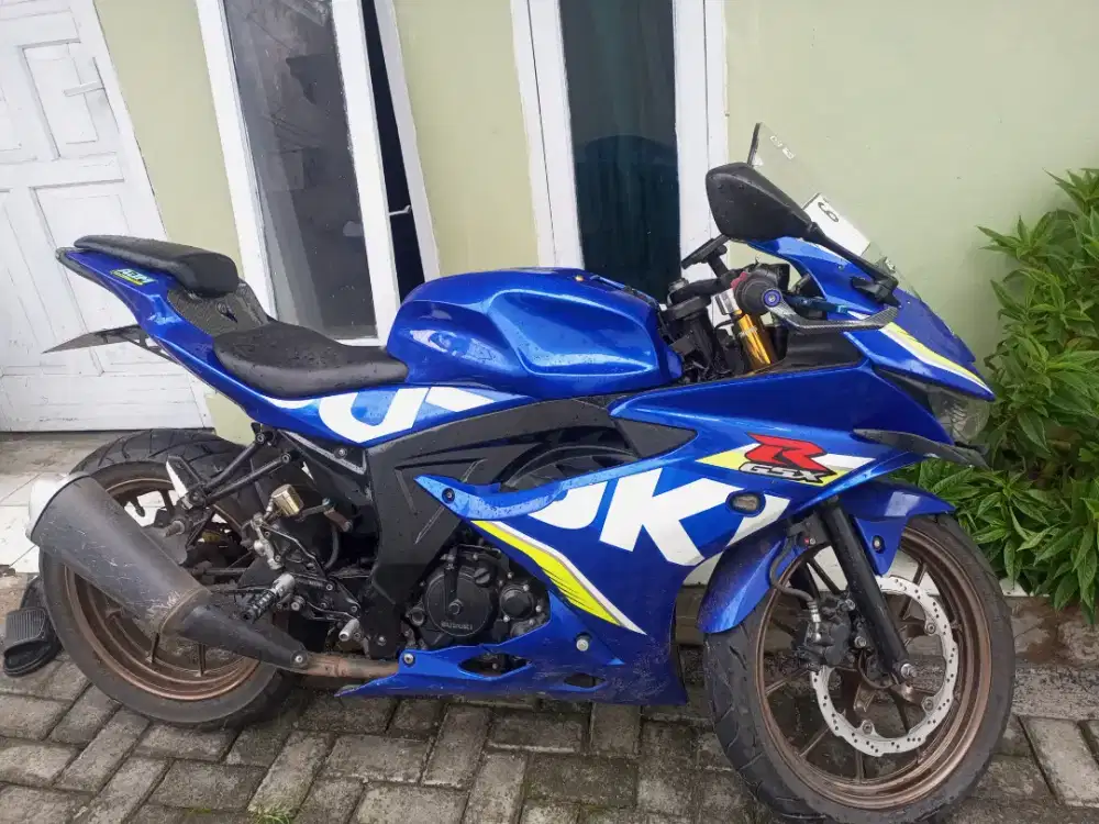 MOTOR GSX R 150
