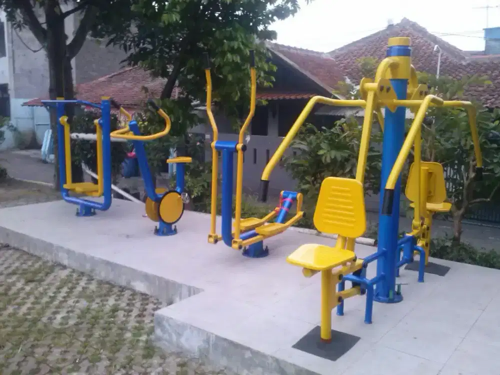 Alat fitnes outdoor Taman kekinian FTJ-651