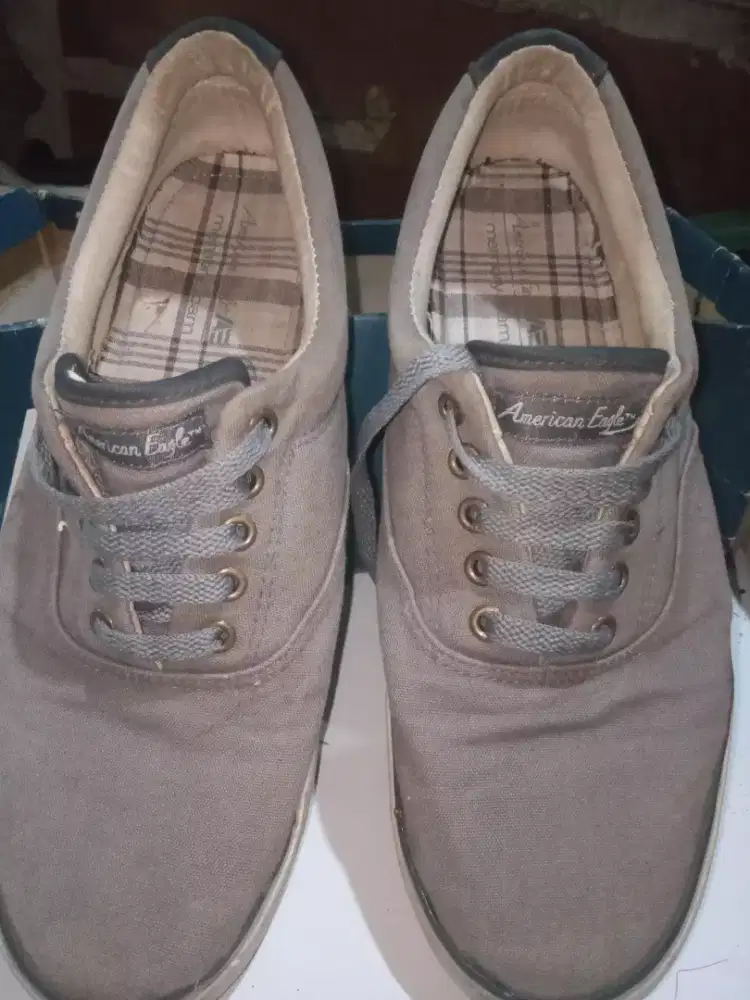 Sepatu Kanvas American Eagle