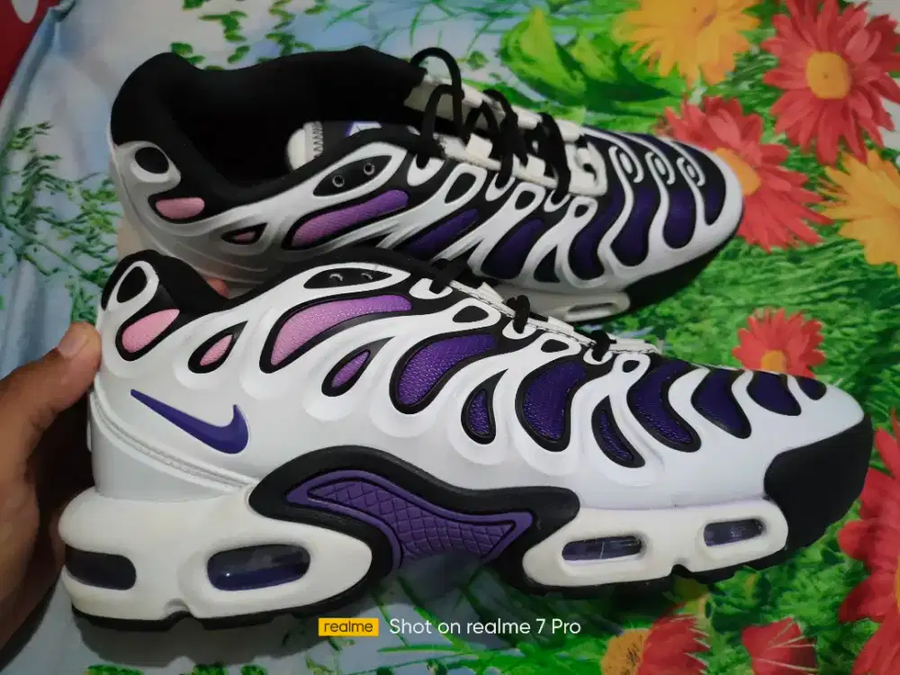 Sepatu Nike TN Drift